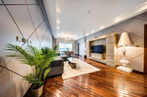 Spacious family apartment on the Palm